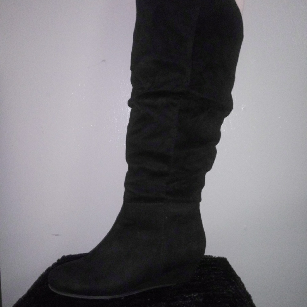 Tamara Comfort view
